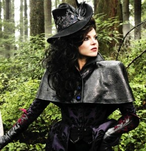 regina_costume2