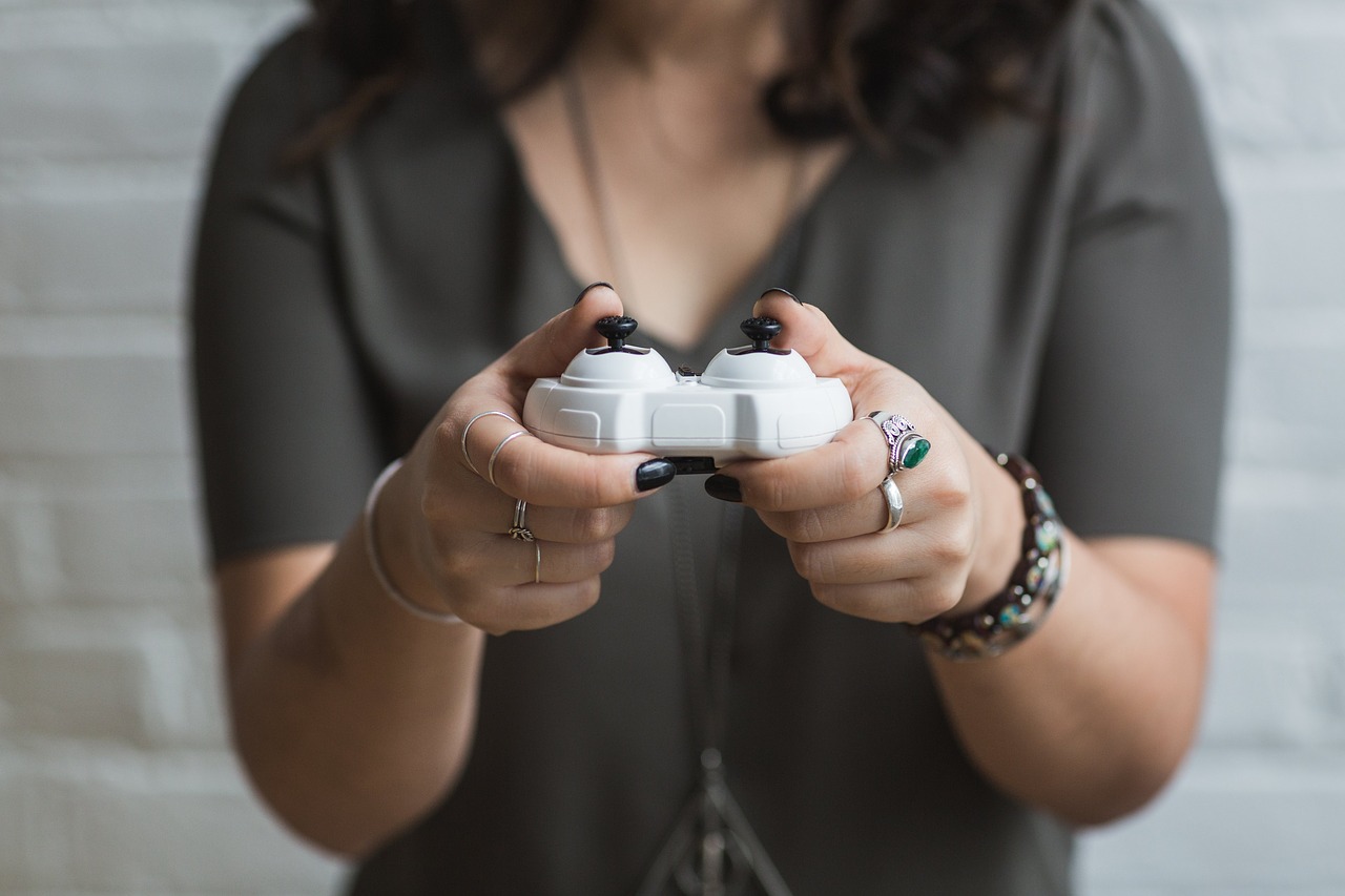 Why Are There More Female Gamers Today?
